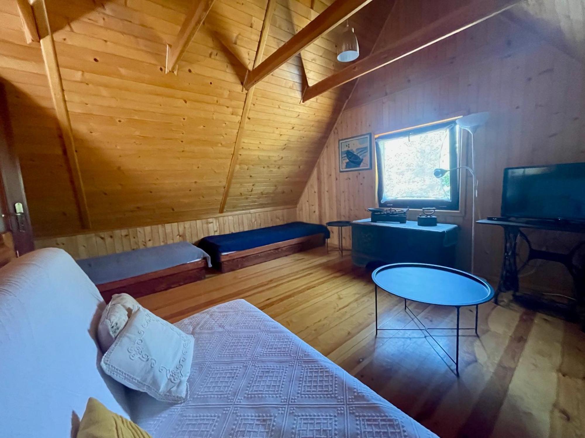 Lodge Letniskowy Z Kortem Tenisowym Karwia Ostrowo